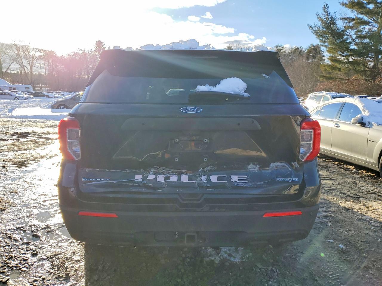 2020 Ford Explorer Police Interceptor - Image 6
