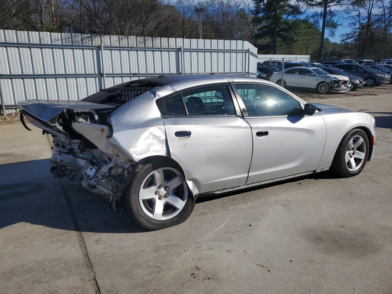 2018 Dodge Charger Police - Image 3