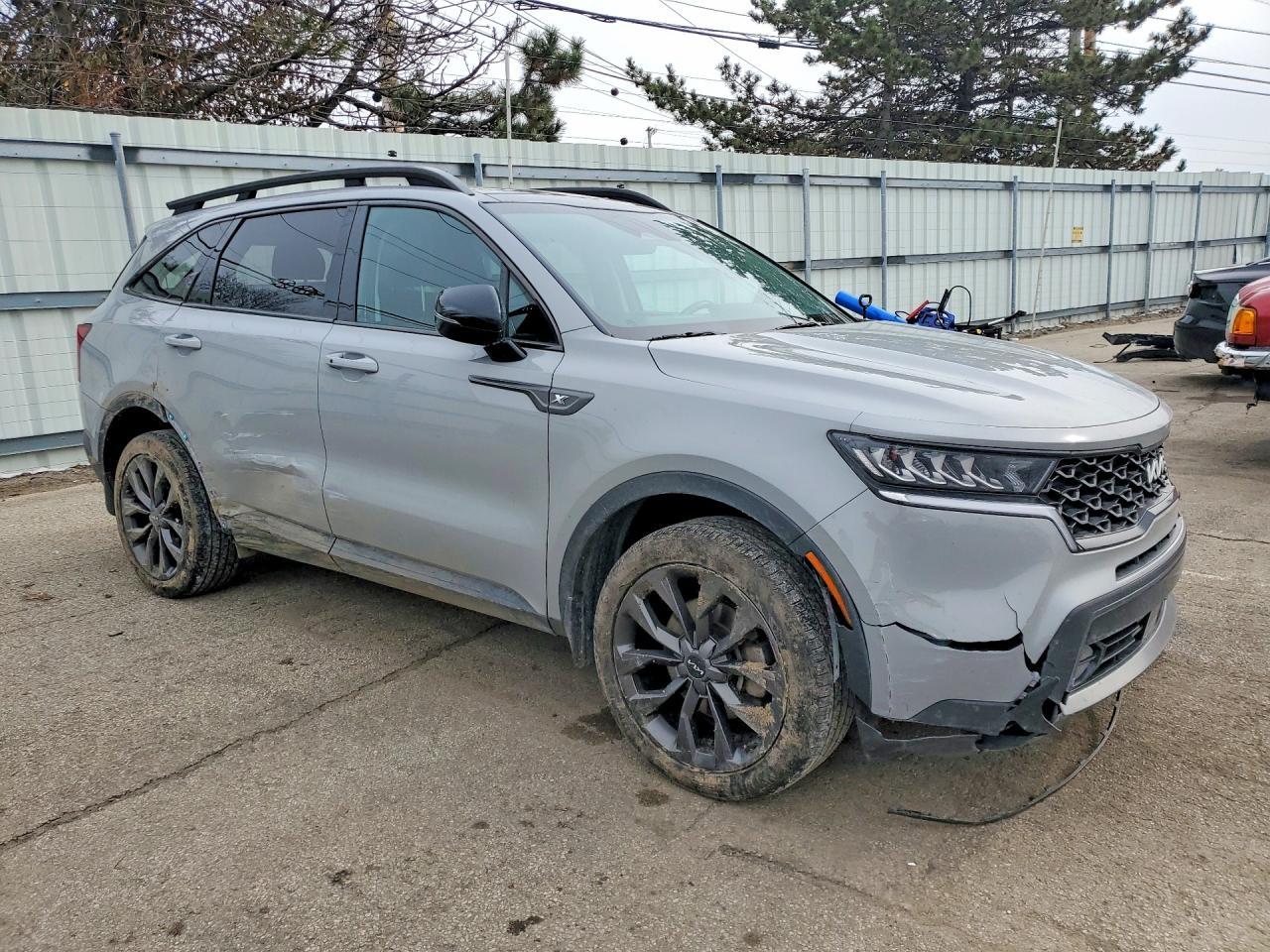 2023 Kia Sorento X-Line Ex - Image 4