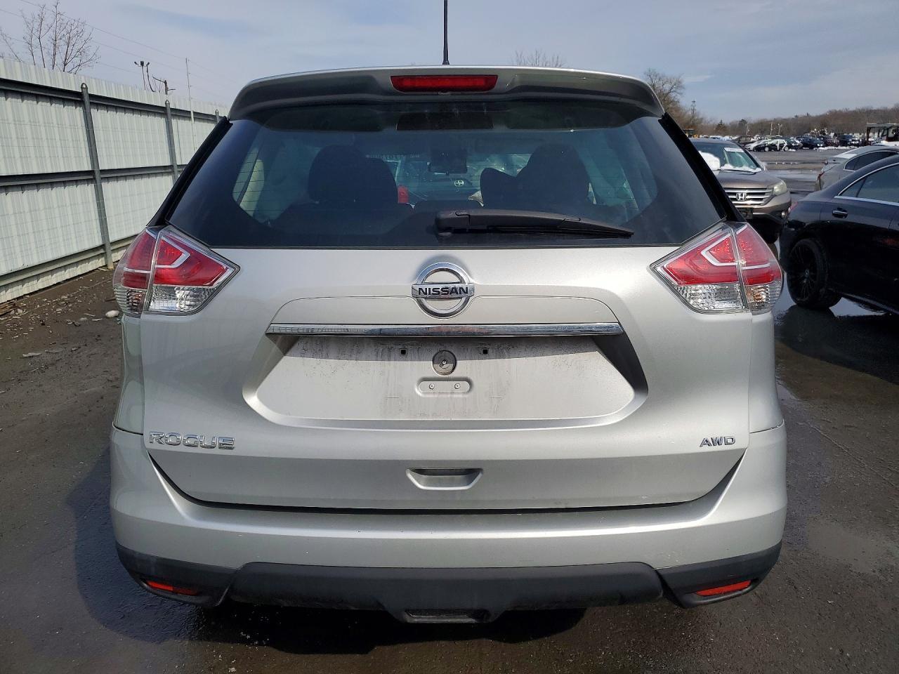 2016 Nissan Rogue S - Фото 6