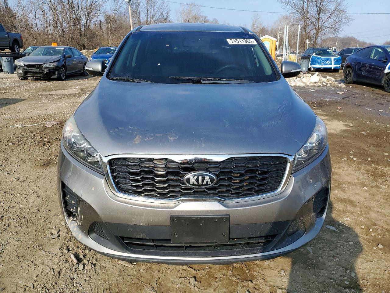 2019 Kia Sorento Lx - Image 5