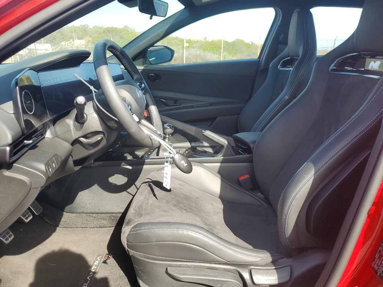 2025 Hyundai Elantra N - Фото 7
