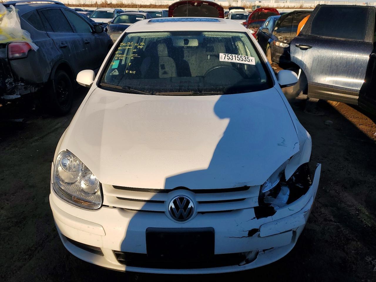 2009 Volkswagen Rabbit - Image 5