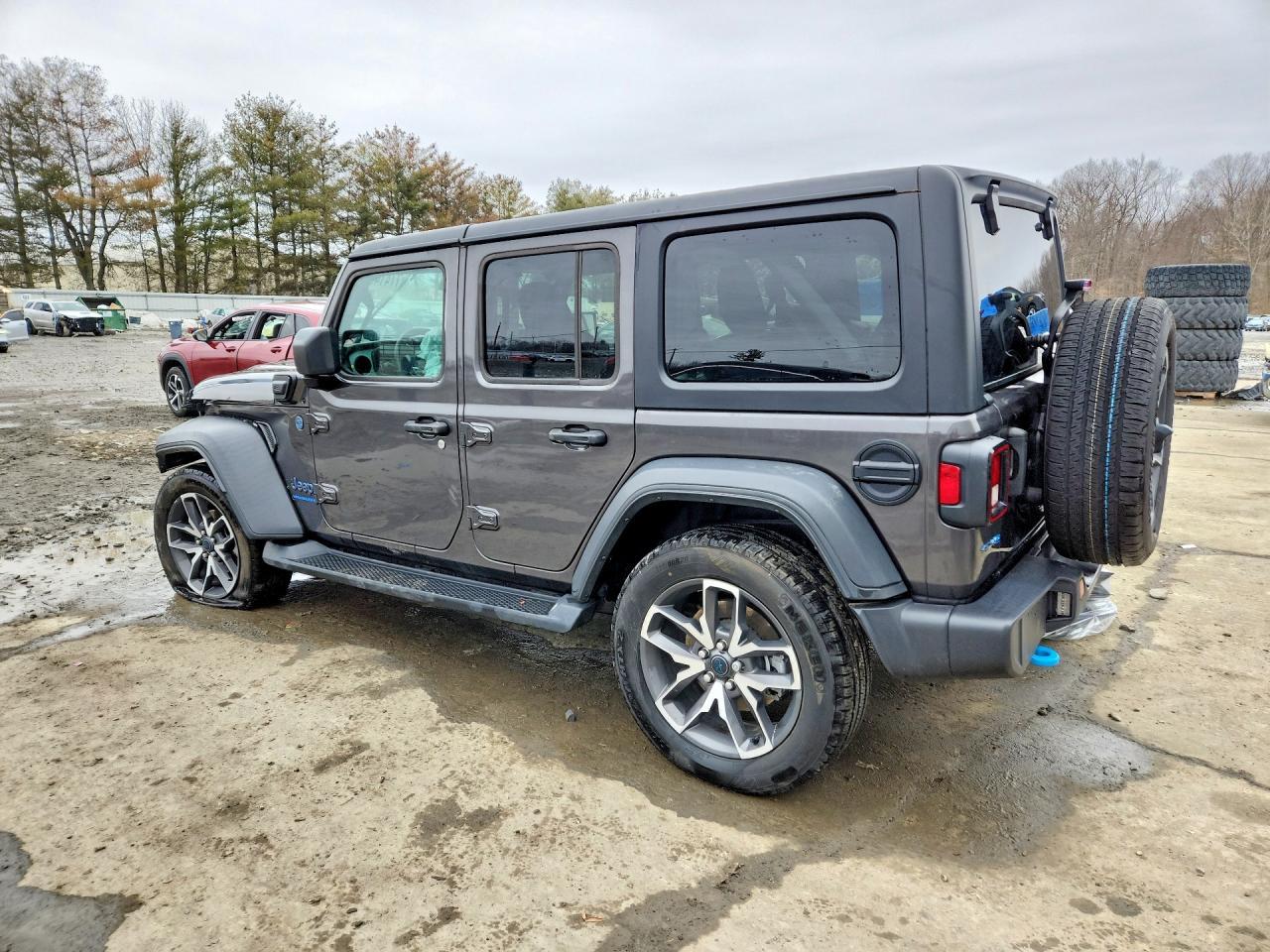 2024 Jeep Wrangler 4Xe - Image 2