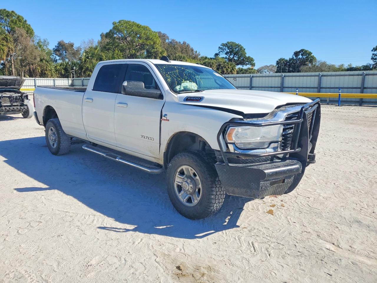 2021 Ram 2500 Big Horn - Фото 4