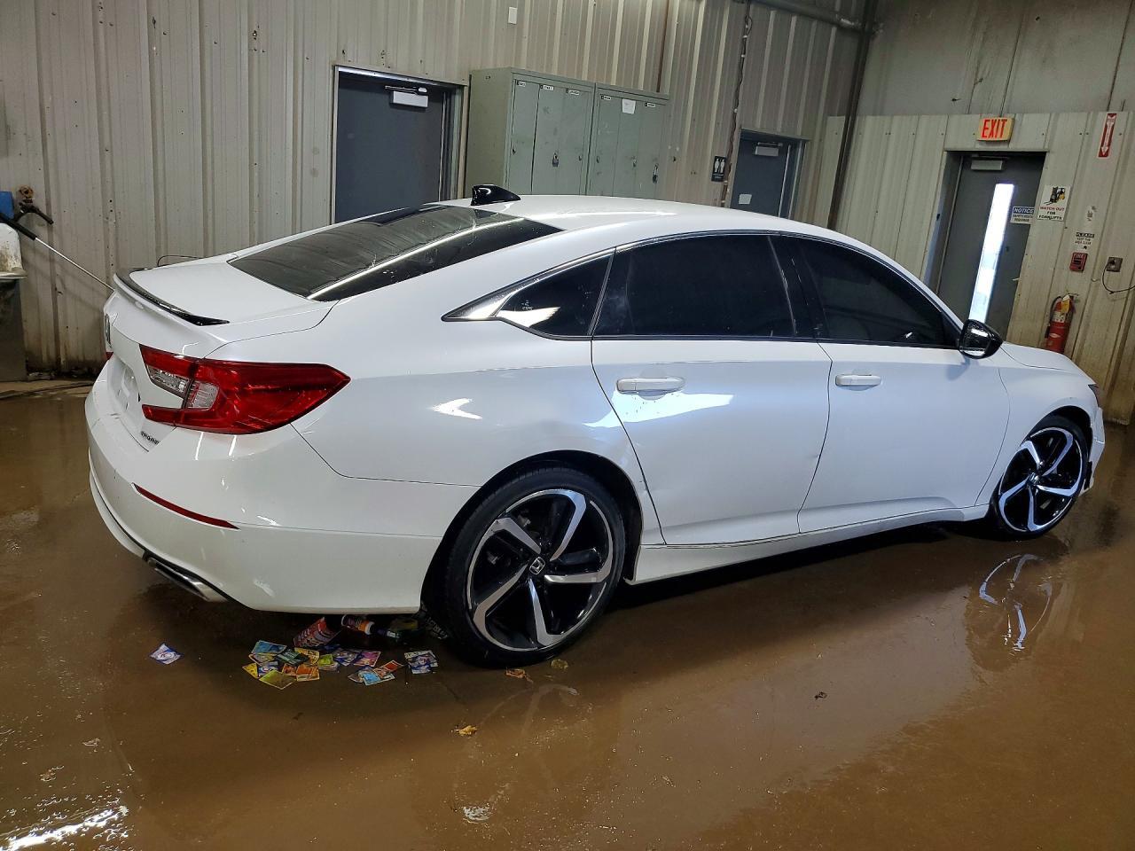 2022 Honda Accord Sport - Image 3