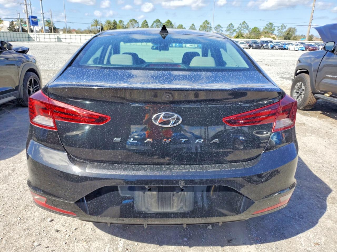 2020 Hyundai Elantra Sel - Фото 6