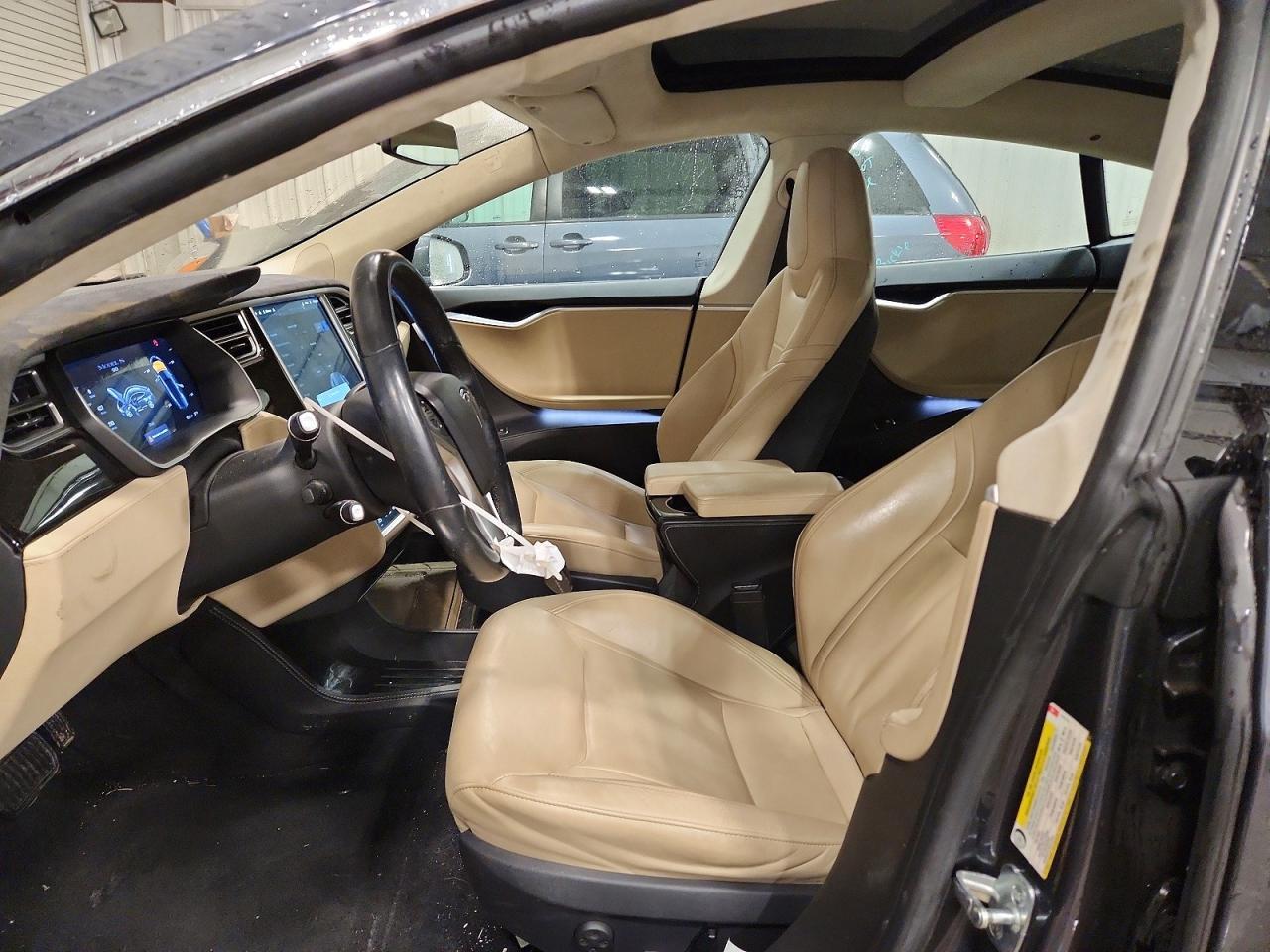 2015 Tesla Model S - Фото 7
