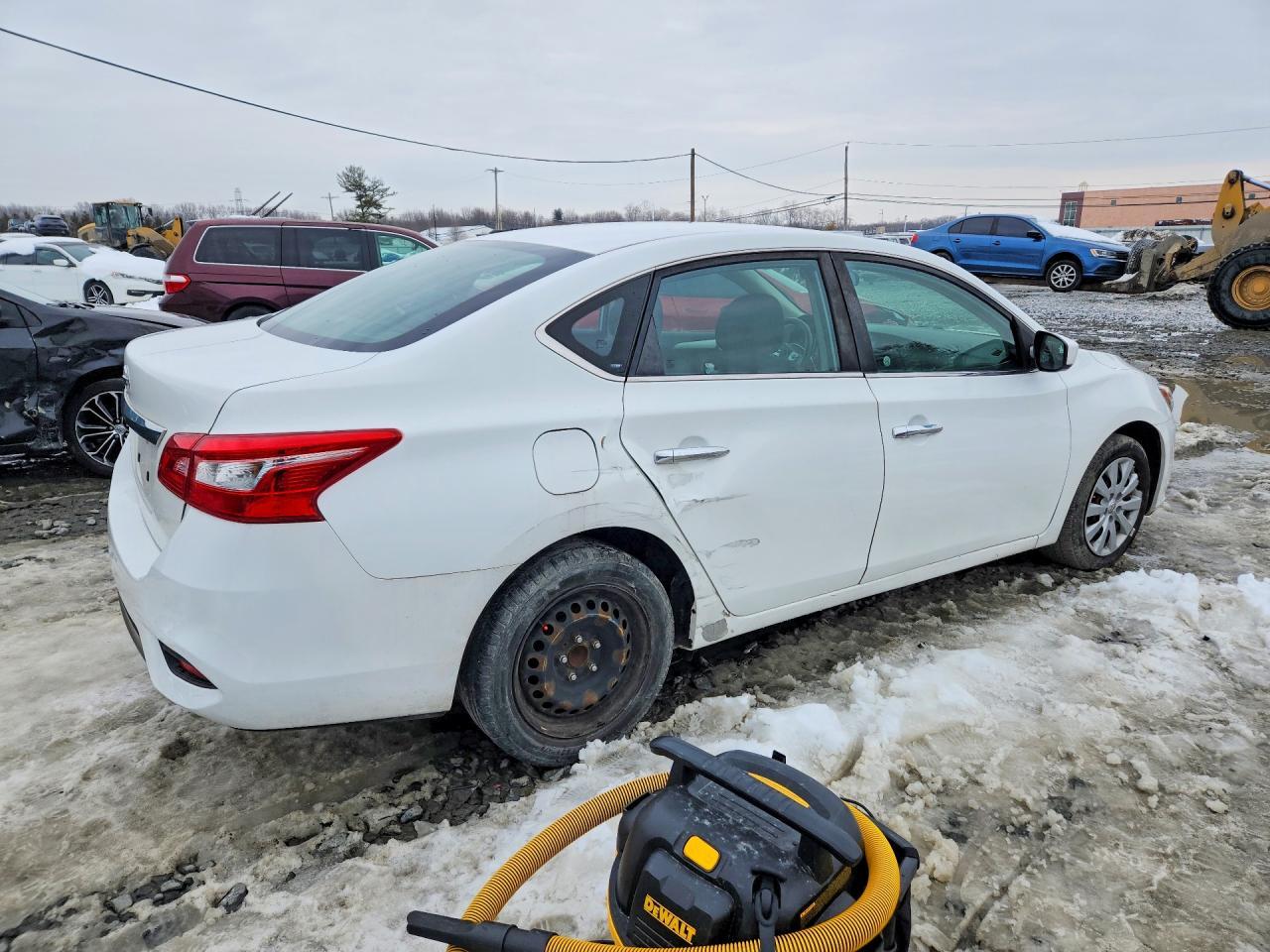 2019 Nissan Sentra S - Image 3