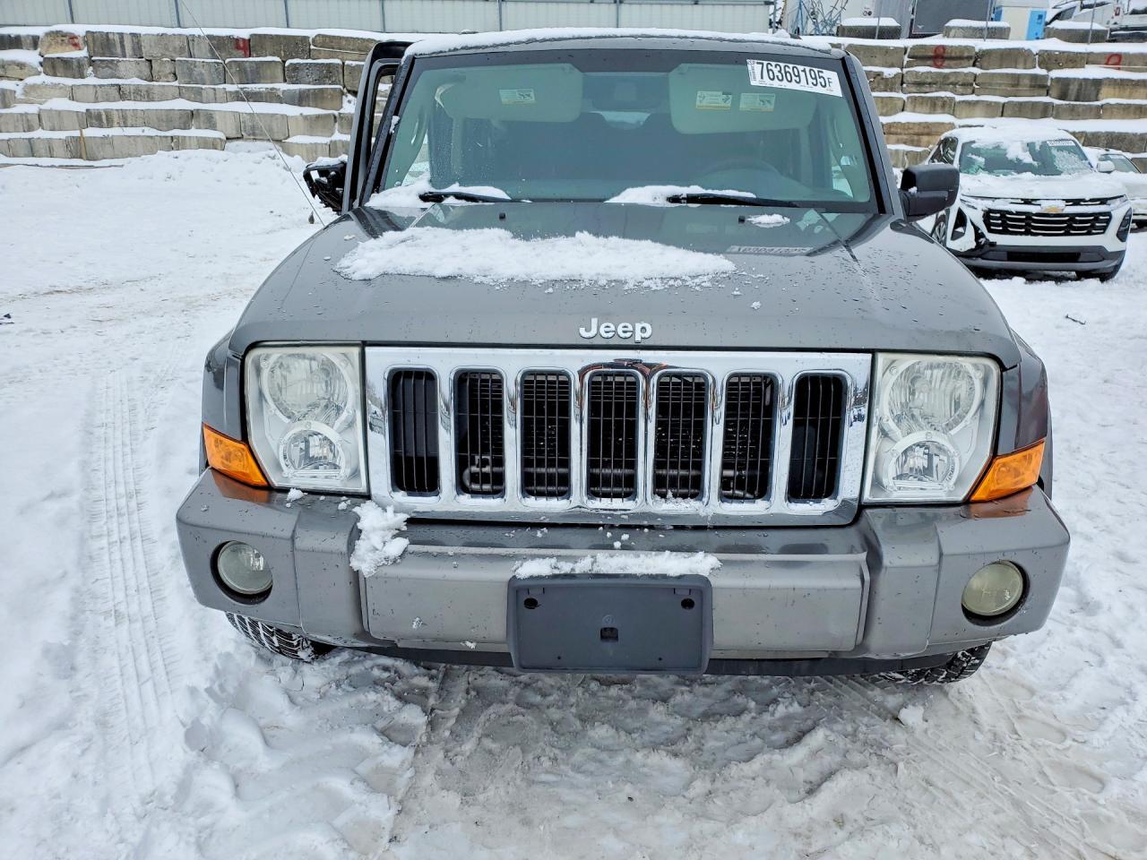 2008 Jeep Commander Sport - Фото 5