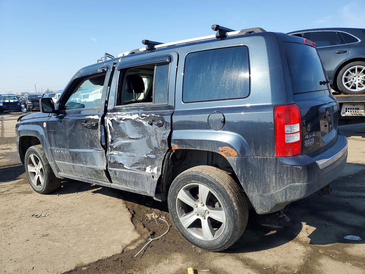 2016 Jeep Patriot Latitude - Image 2