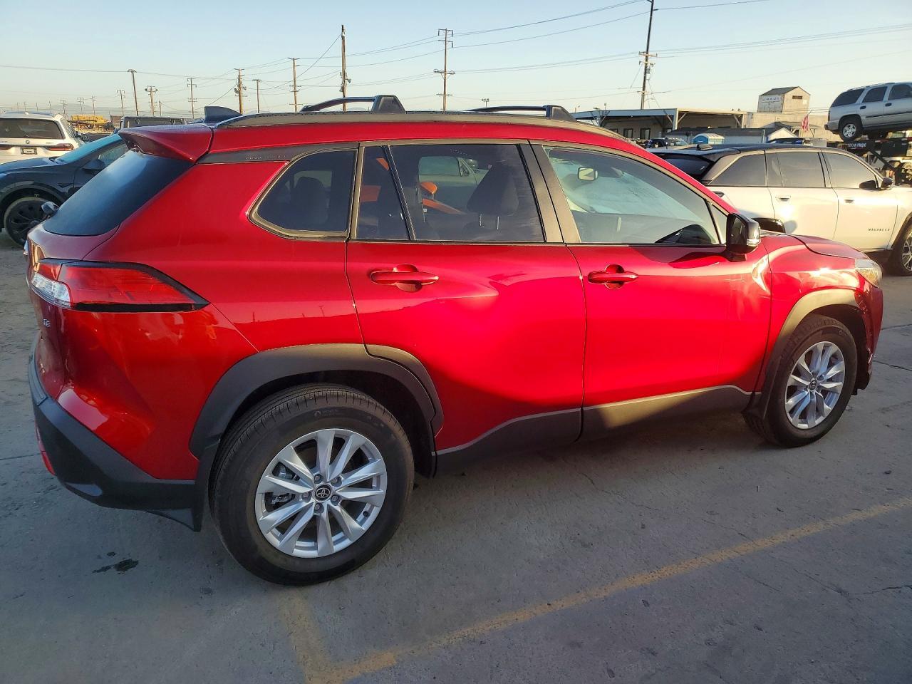 2025 Toyota Corolla Cross Le - Image 3