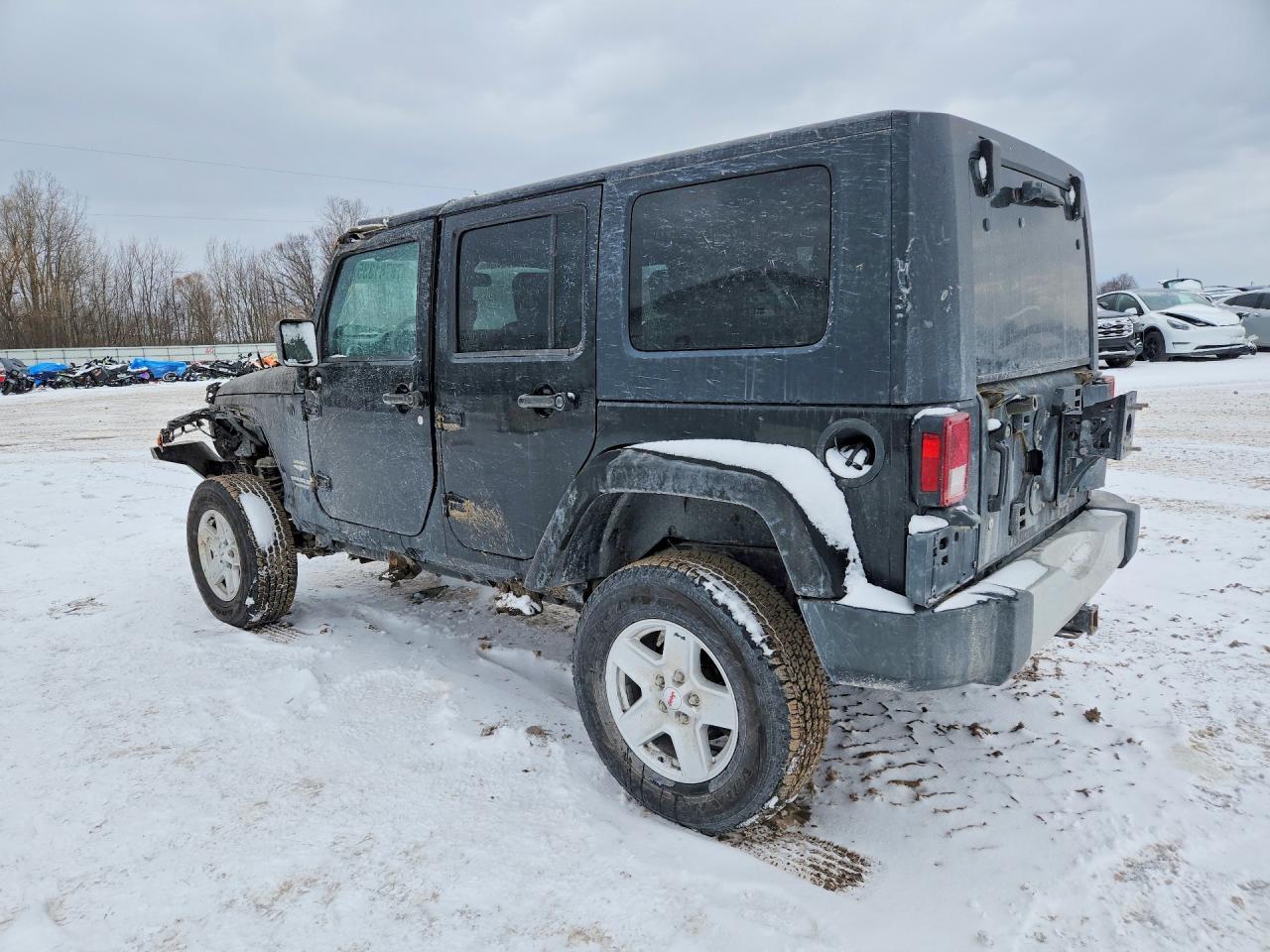 2008 Jeep Wrangler Unlimited Sahara - Image 2