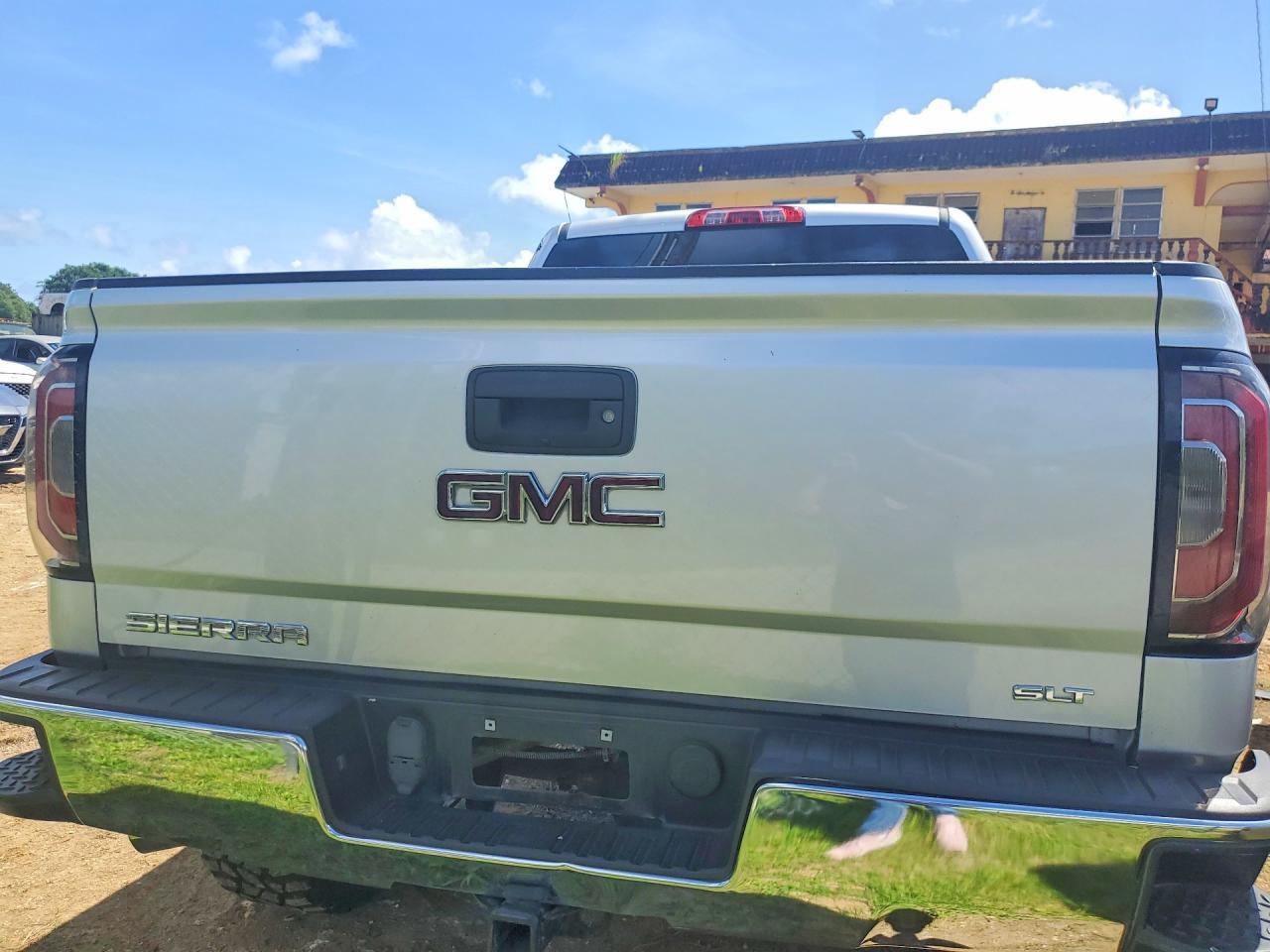 2016 GMC Sierra K1500 Slt - Image 6