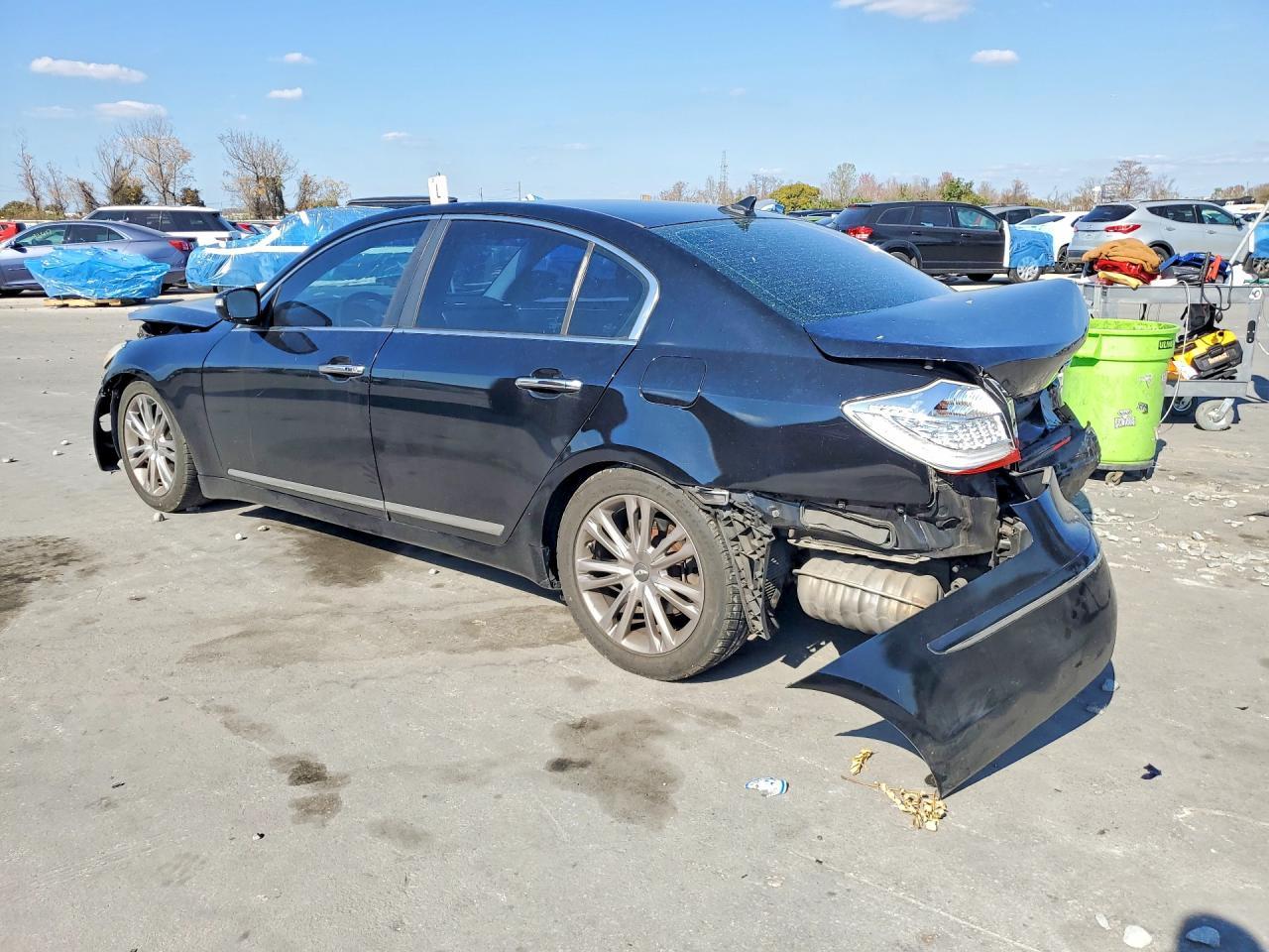 2011 Hyundai Genesis 4.6L - Фото 2