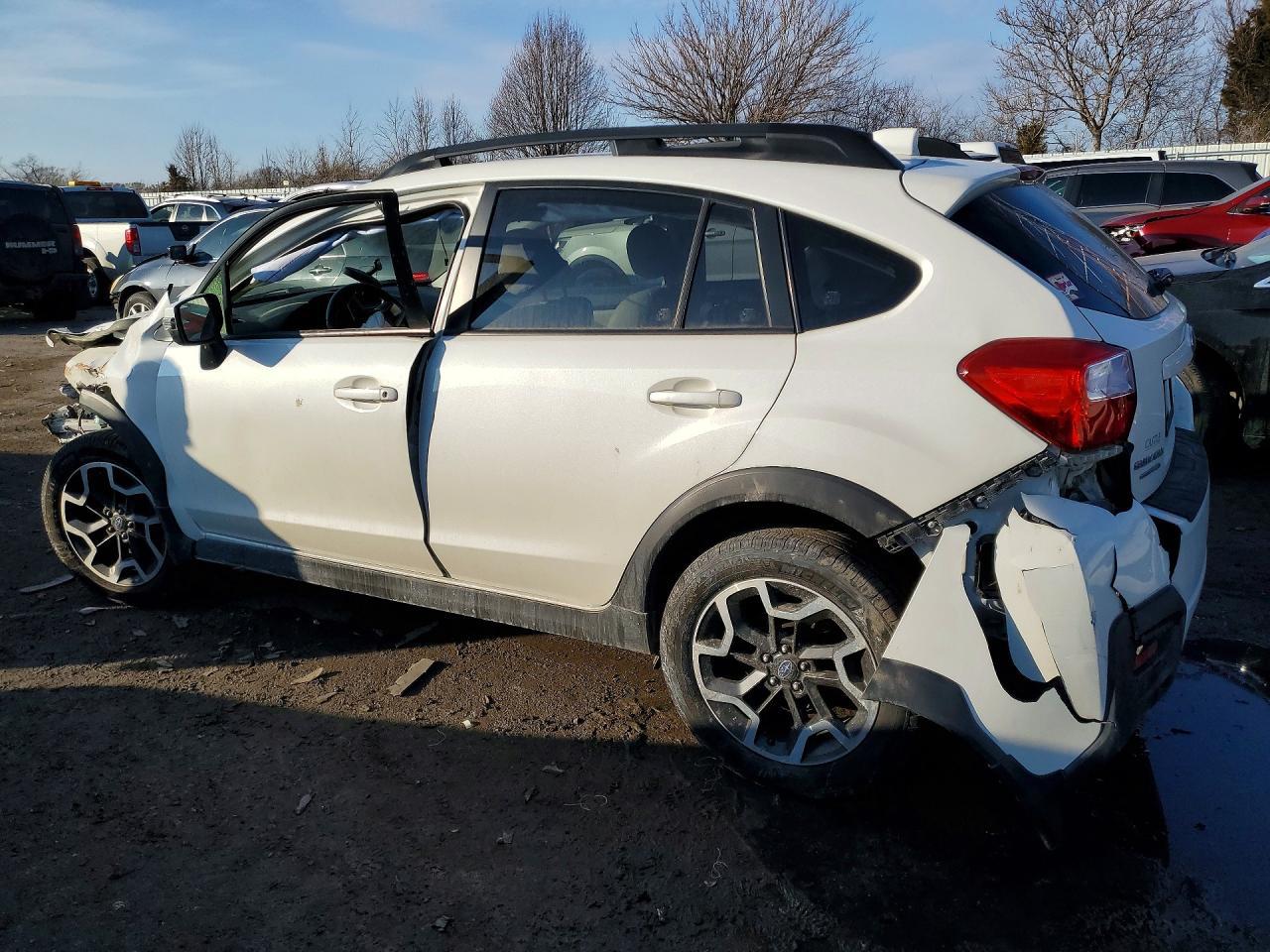 2016 Subaru Crosstrek Limited - Image 2