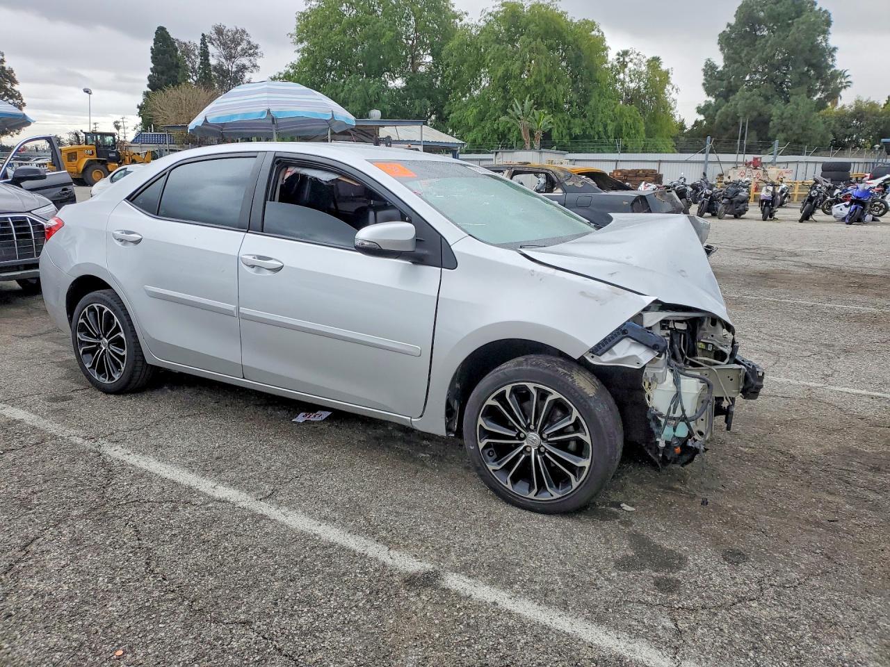 2014 Toyota Corolla L - Фото 4