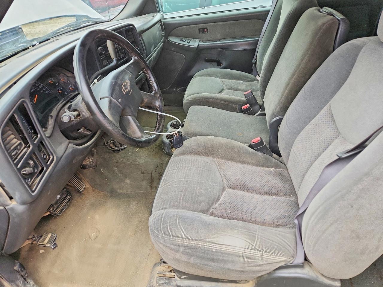2003 Chevrolet Silverado K1500 - Image 7