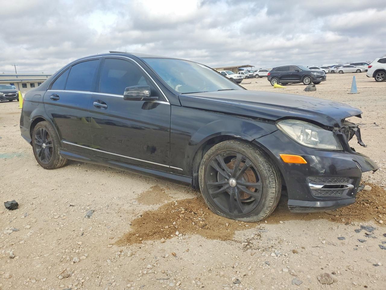 2013 Mercedes-Benz C 250 - Image 4