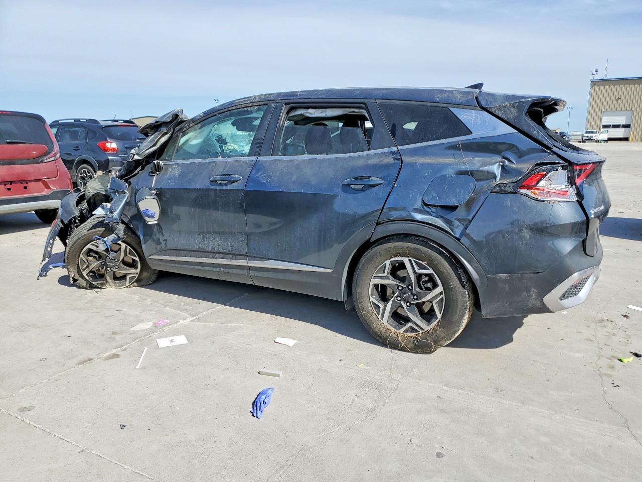 2023 Kia Sportage Lx - Фото 2