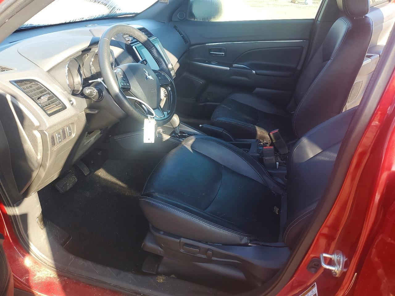 2024 Mitsubishi Outlander Sport Sel - Image 7