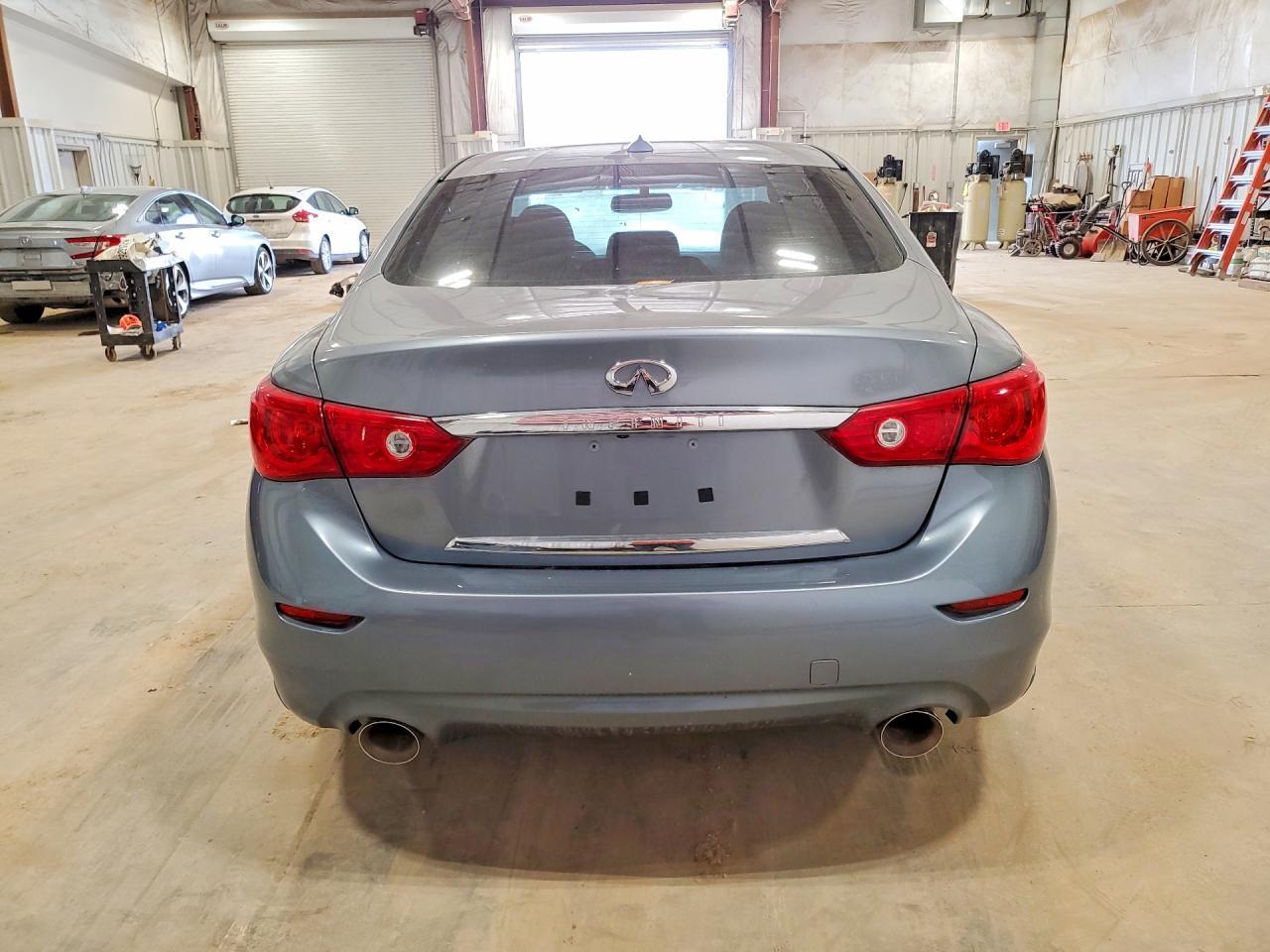 2015 Infiniti Q50 Premium - Image 6