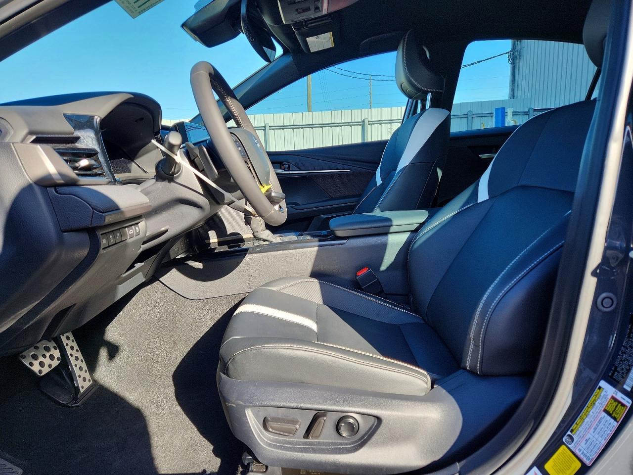 2025 Toyota Camry - Фото 7
