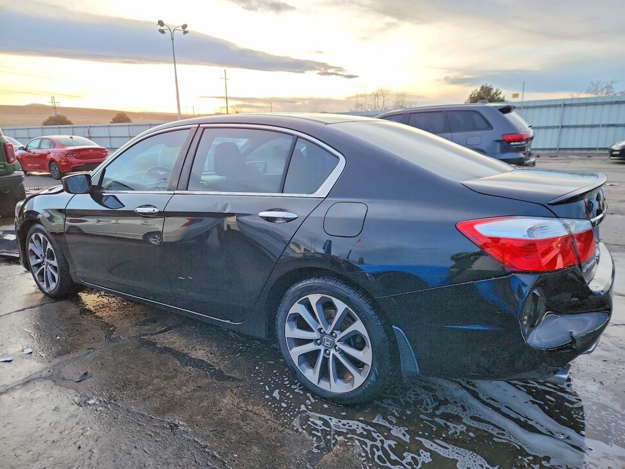2015 Honda Accord Sport - Фото 2