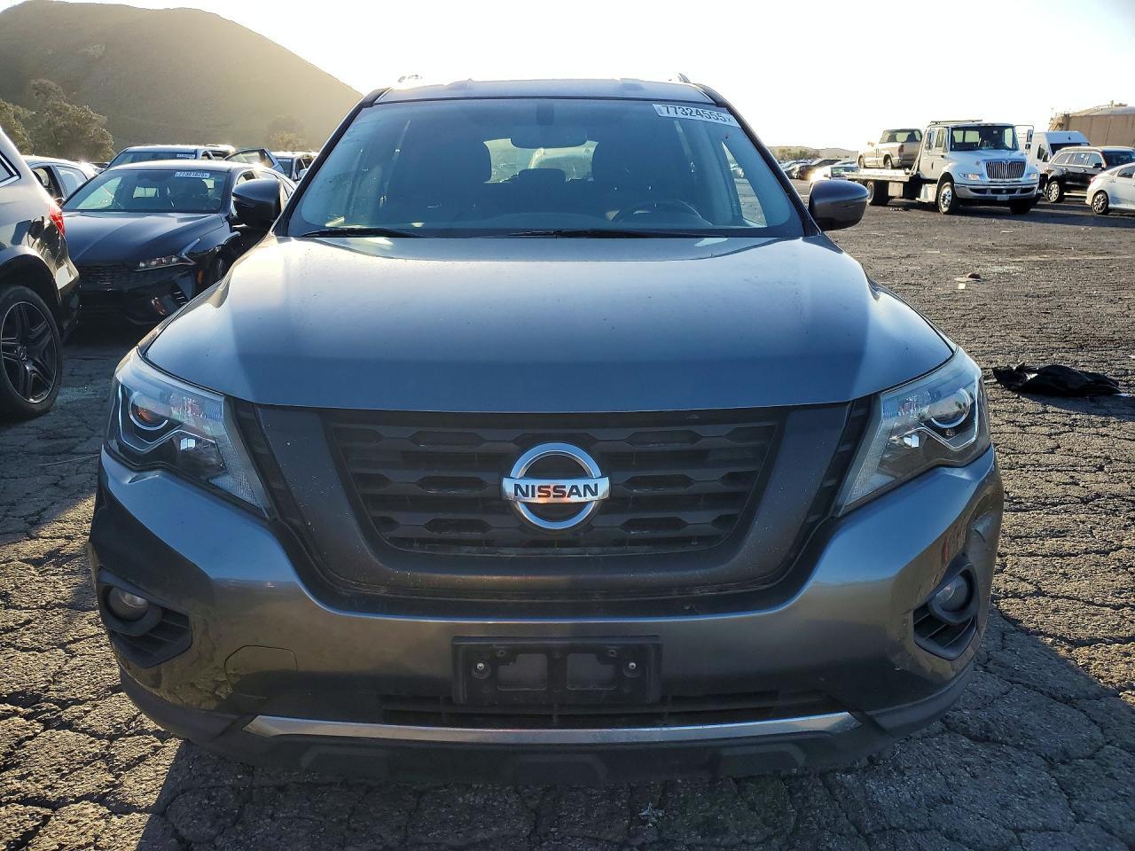 2020 Nissan Pathfinder Sv - Image 5