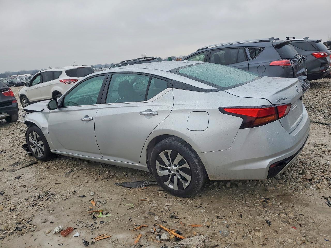2020 Nissan Altima 2.5 S - Image 2