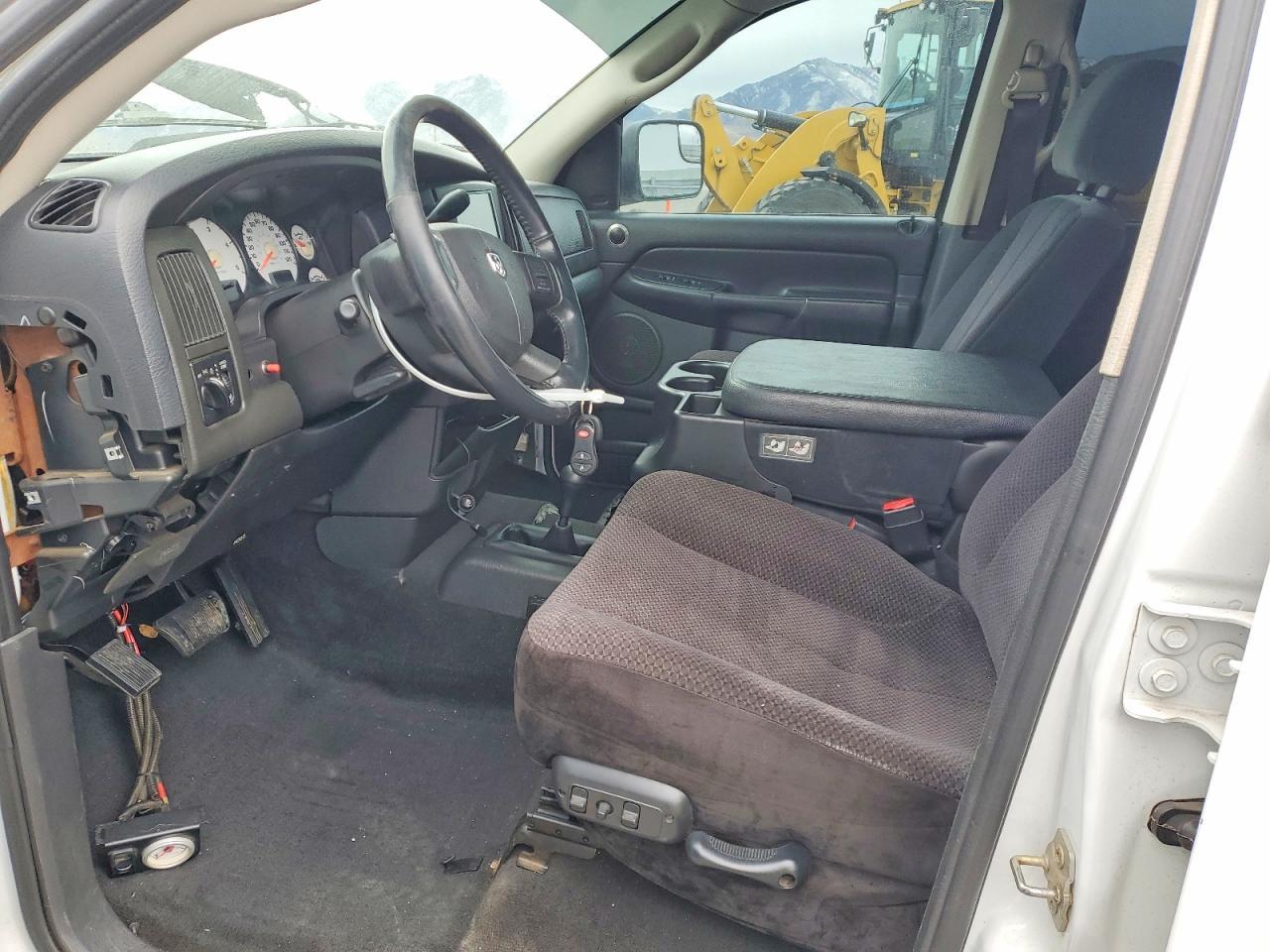 2004 Dodge Ram 2500 St - Фото 7