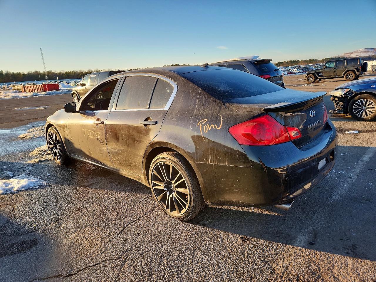 2011 Infiniti G37 - Image 2