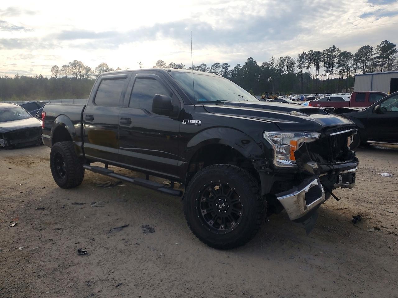 2018 Ford F150 Supercrew - Image 4