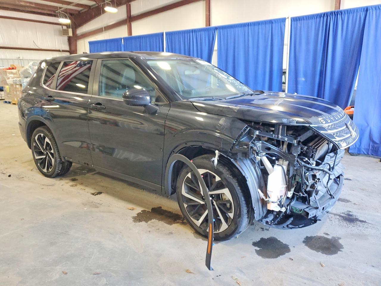 2023 Mitsubishi Outlander Se - Фото 4