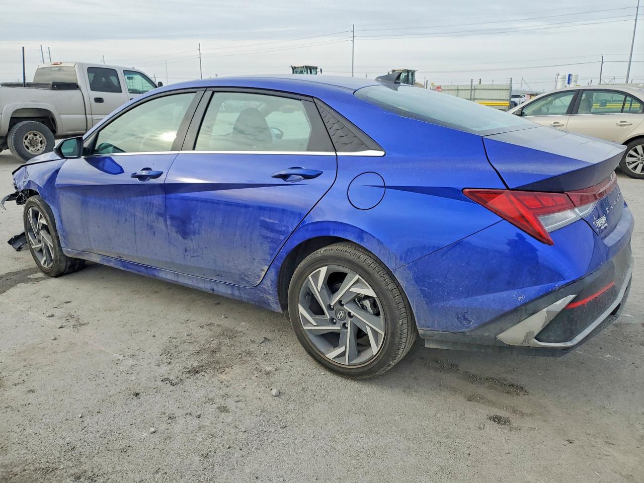 2025 Hyundai Elantra Sel - Фото 2