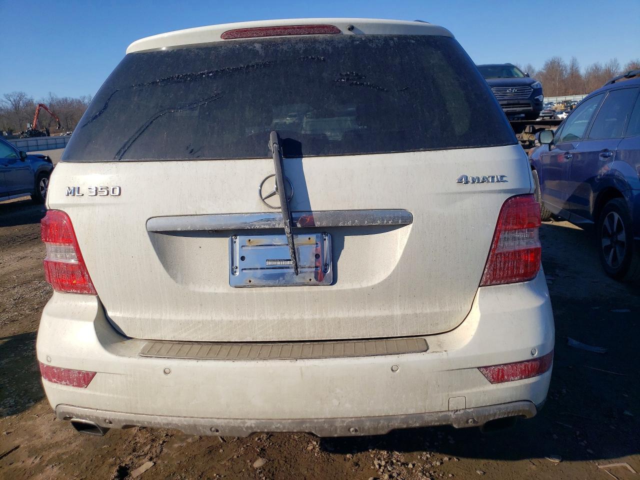 2011 Mercedes-Benz Ml 350 4Matic - Image 6