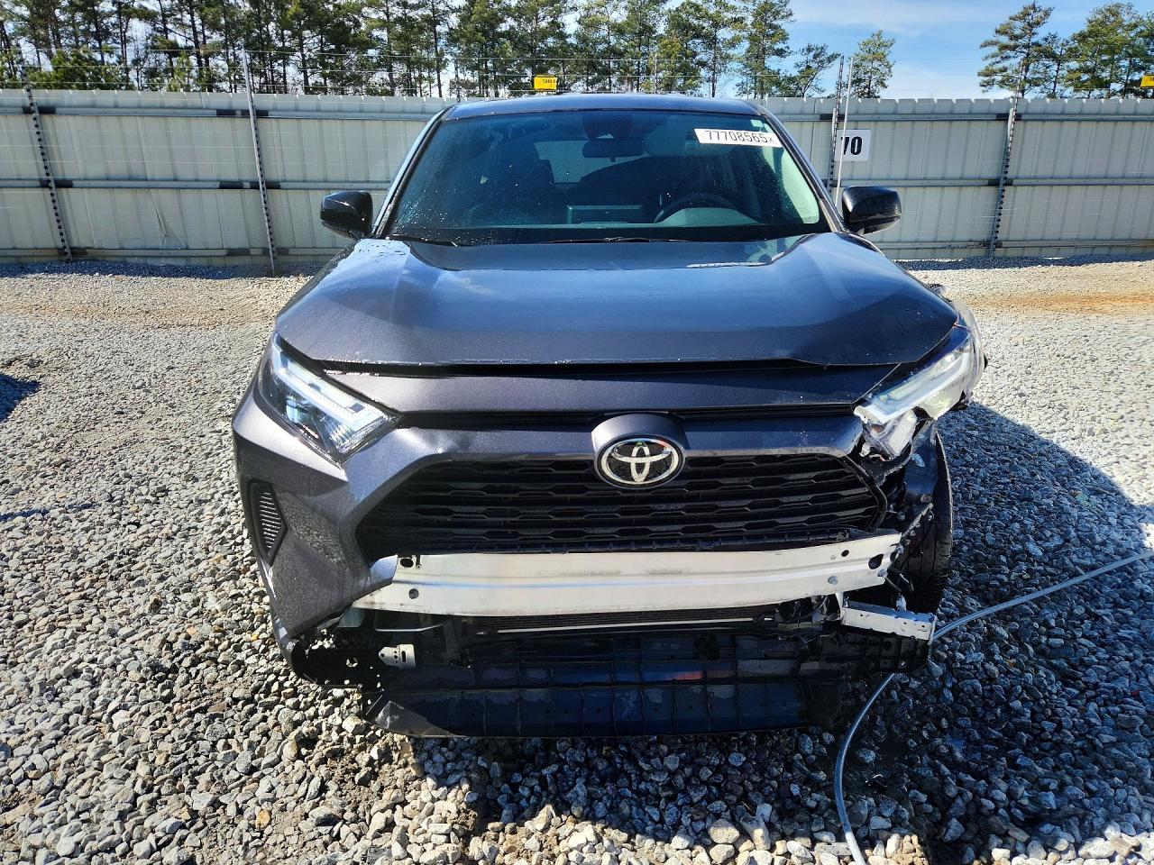 2023 Toyota Rav4 Le - Image 5