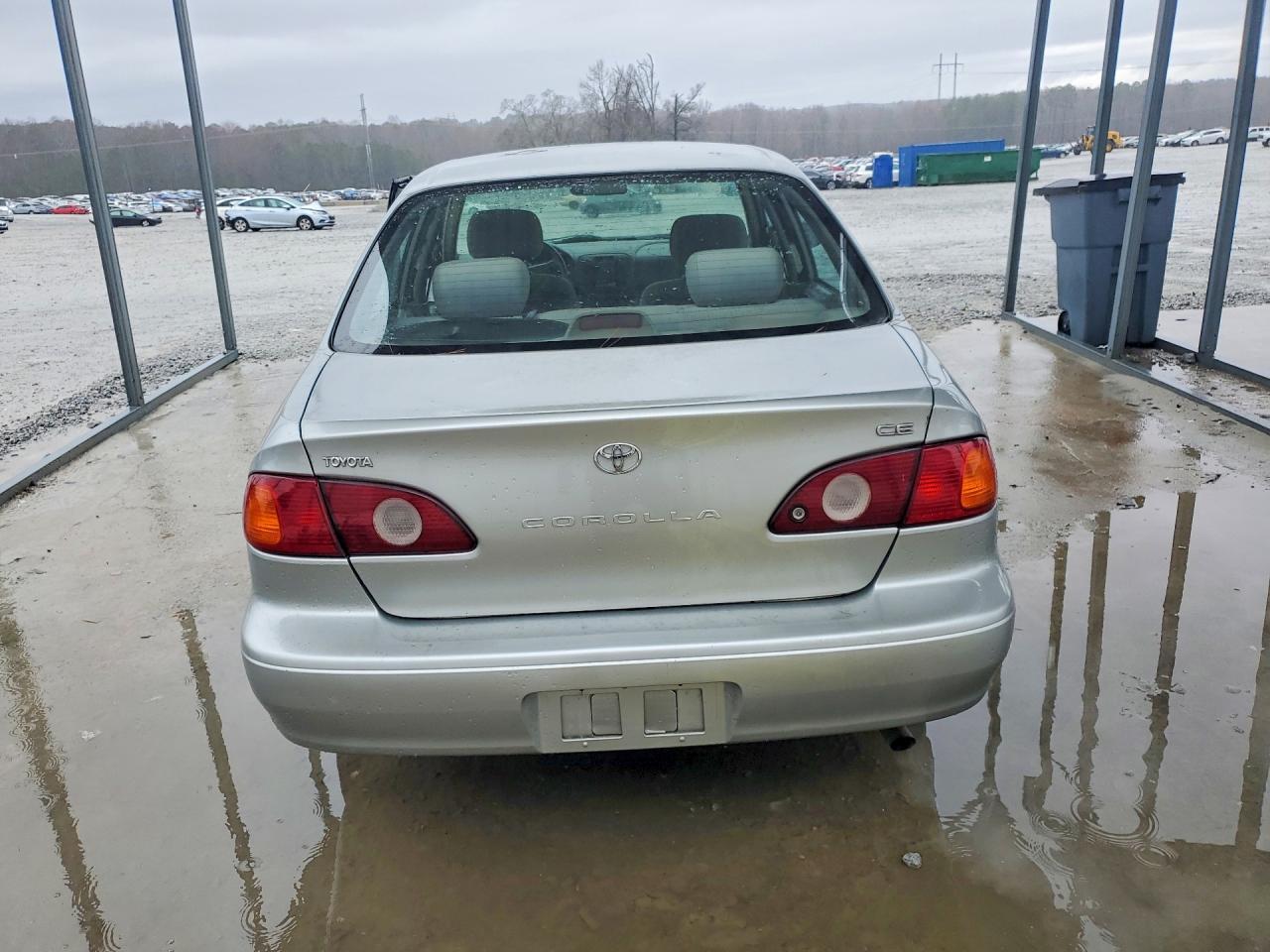 2001 Toyota Corolla Ce - Фото 6