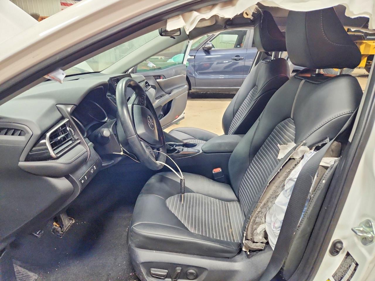2024 Toyota Camry Se - Image 7