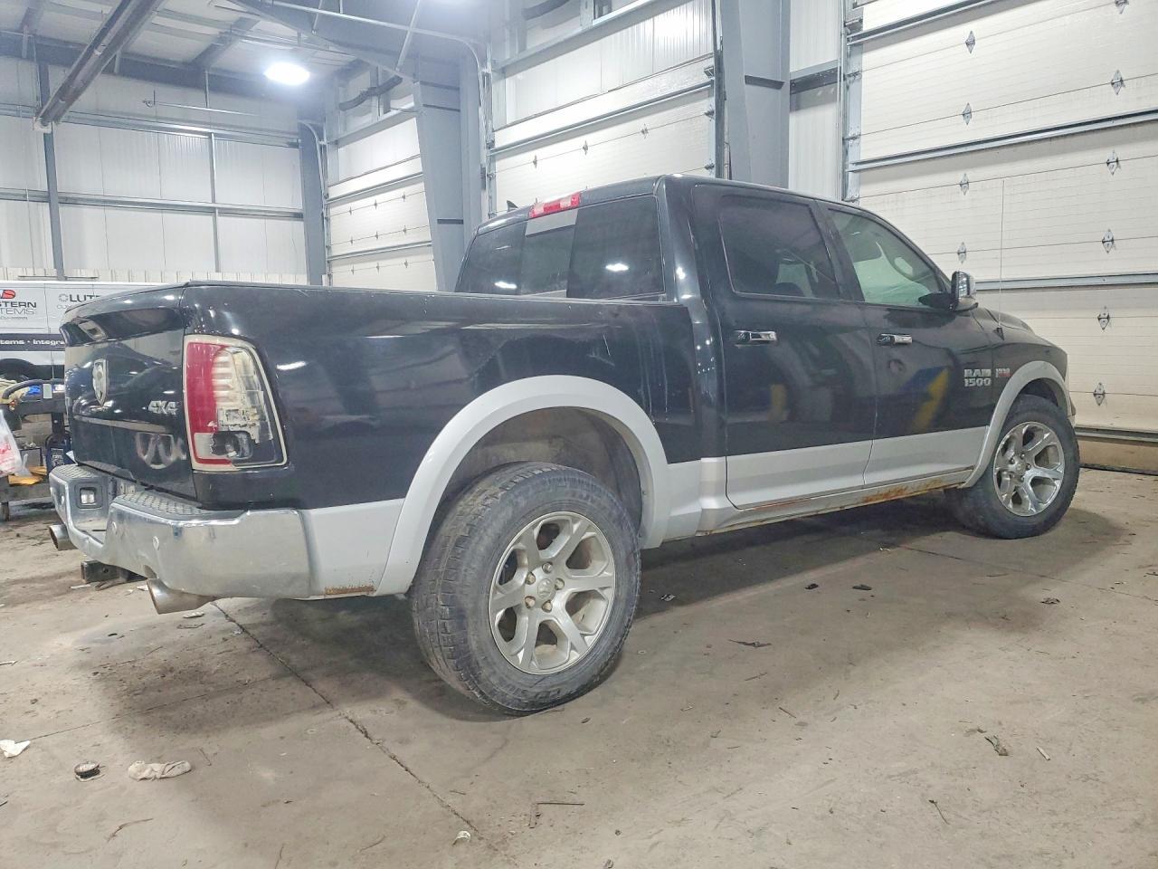 2017 Ram 1500 Laramie - Фото 3