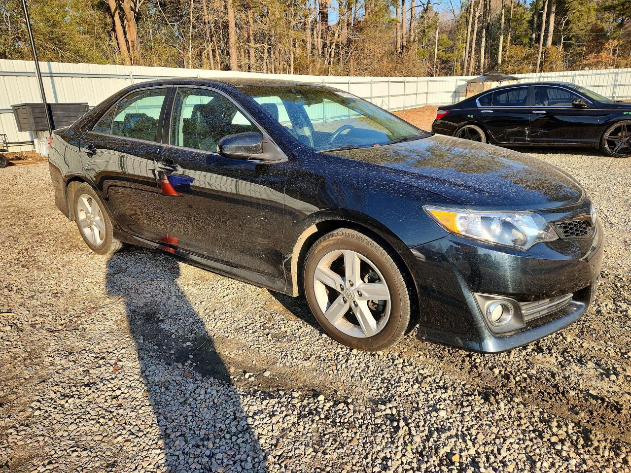 2013 Toyota Camry Se - Image 4