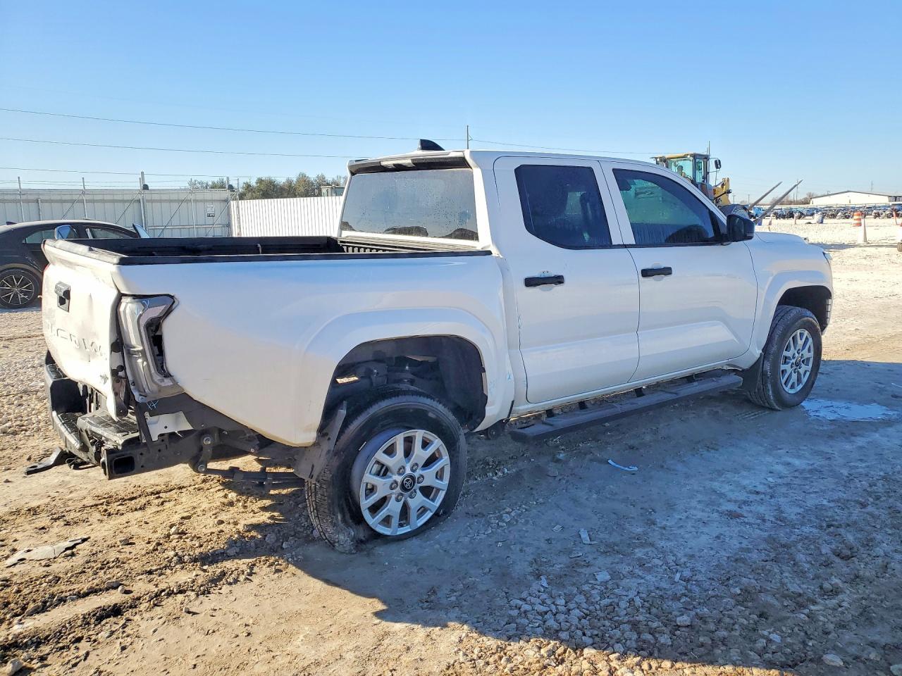 2024 Toyota Tacoma Double Cab - Image 3