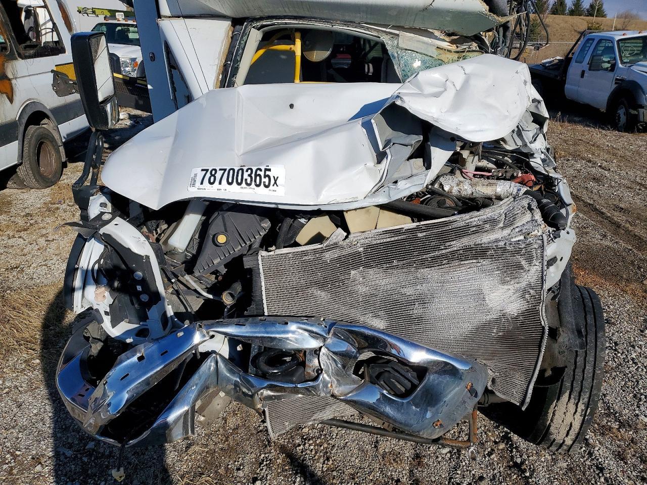 2016 Ford F550 Super Duty - Image 7