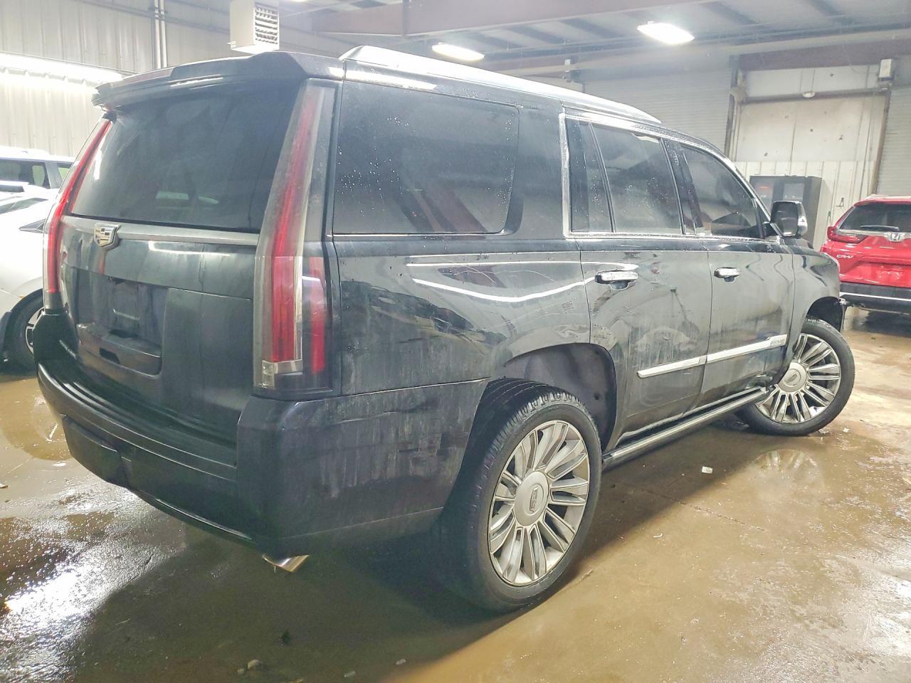 2017 Cadillac Escalade Platinum - Фото 5