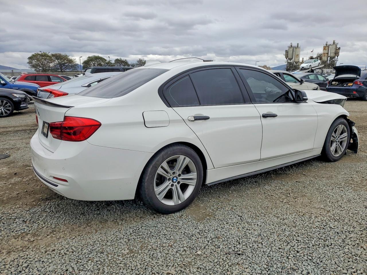 2016 BMW 328 I Sulev - Фото 3