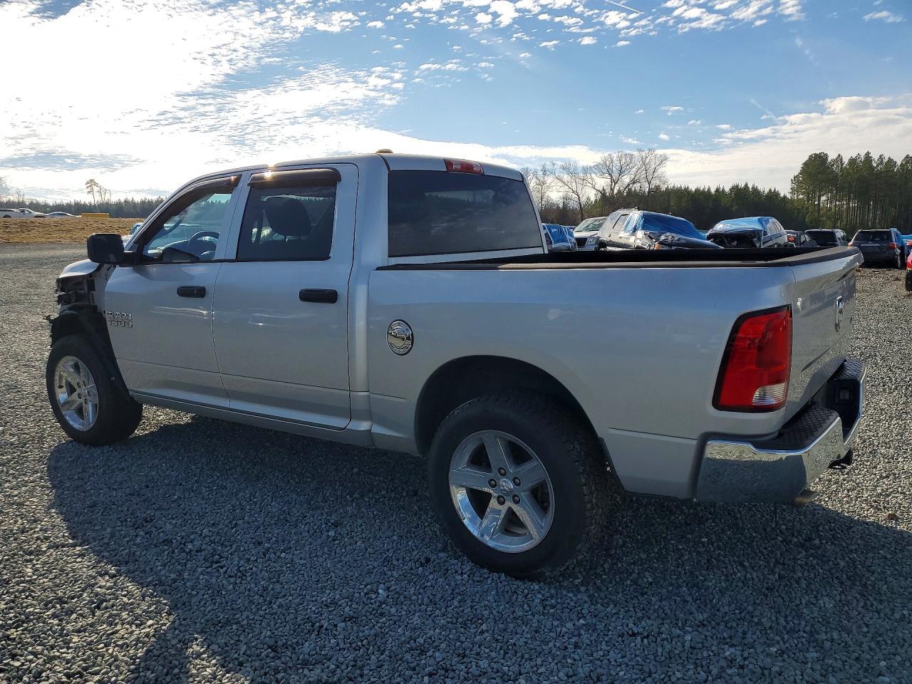 2013 Ram 1500 St - Фото 2