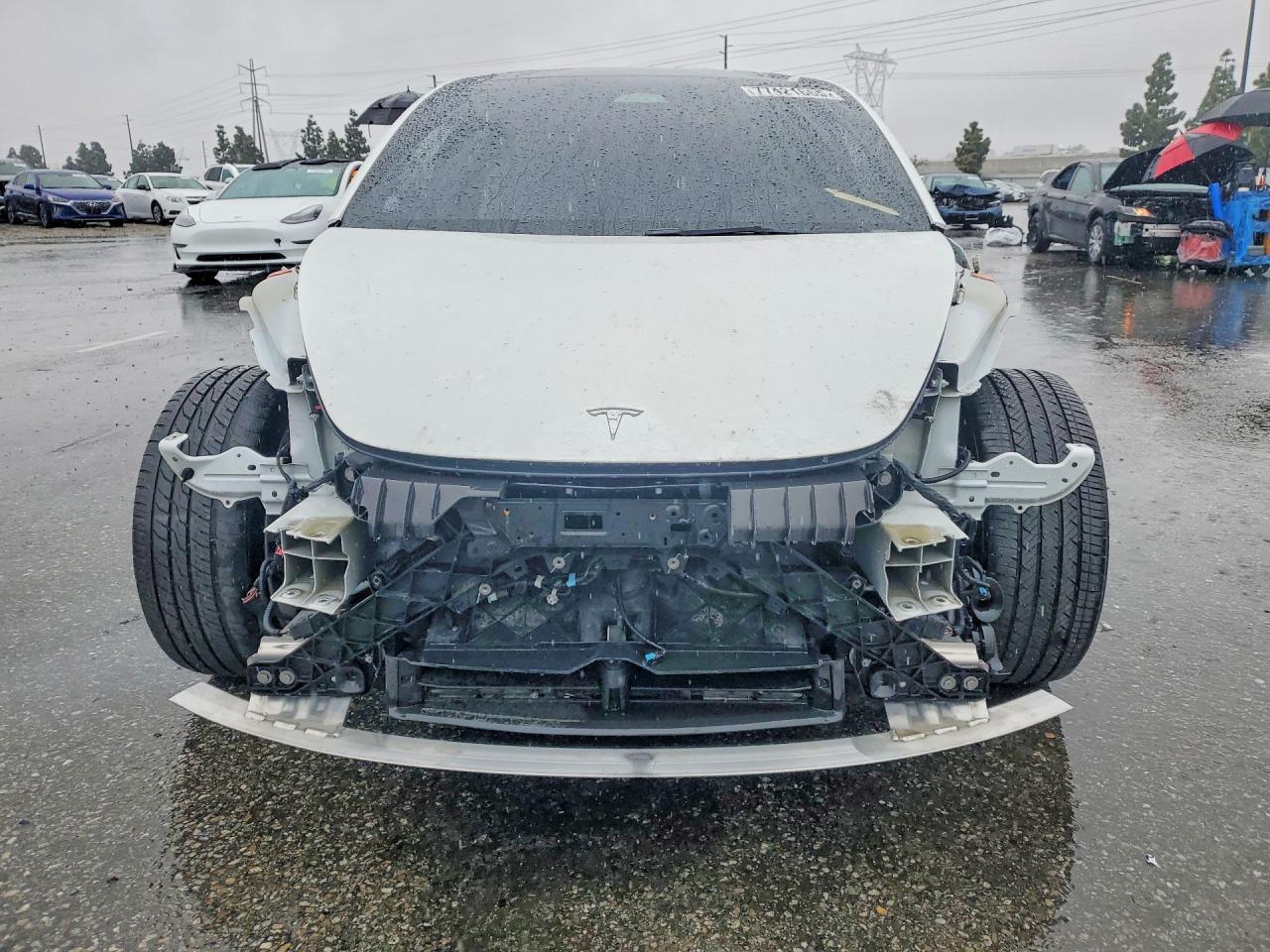 2022 Tesla Model 3 - Image 5