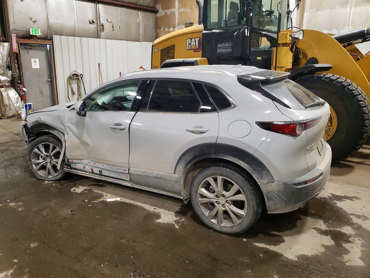2025 Mazda Cx-30 Premium - Image 2