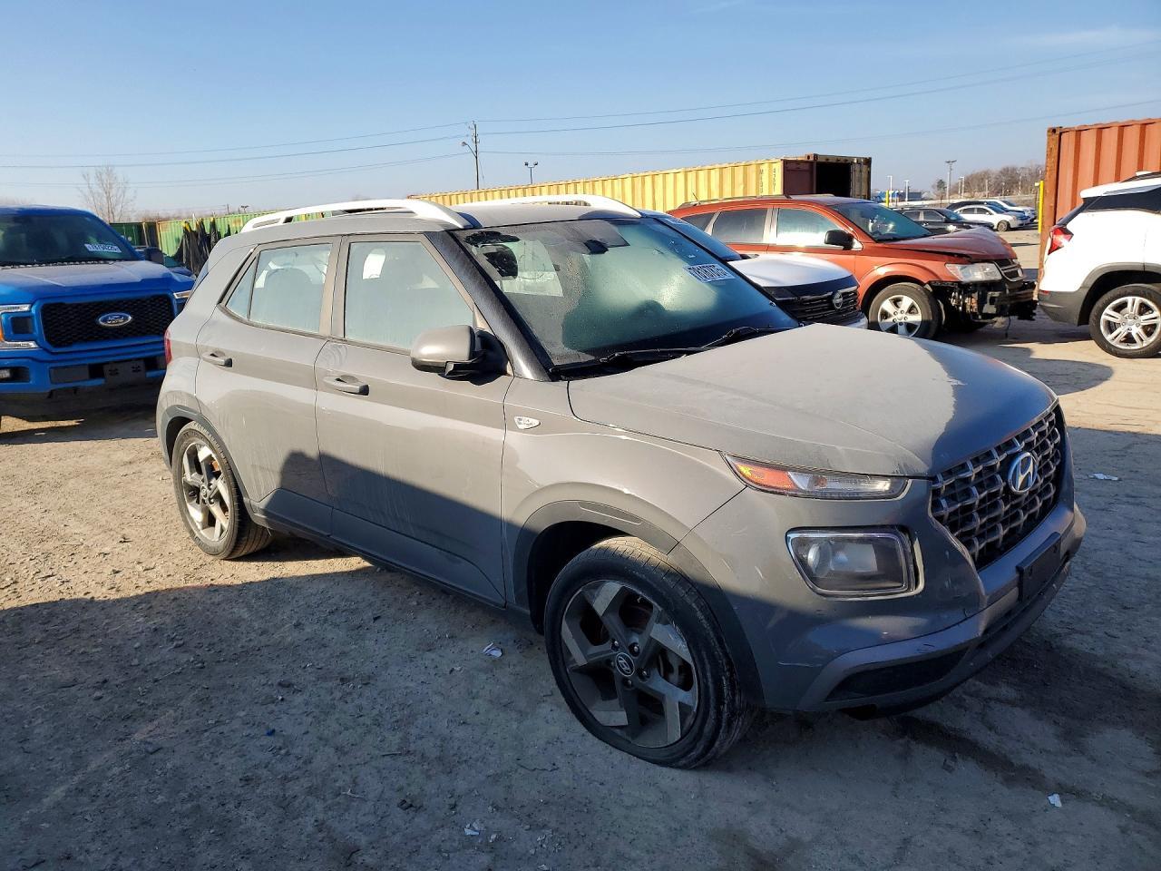 2021 Hyundai Venue Sel - Image 4