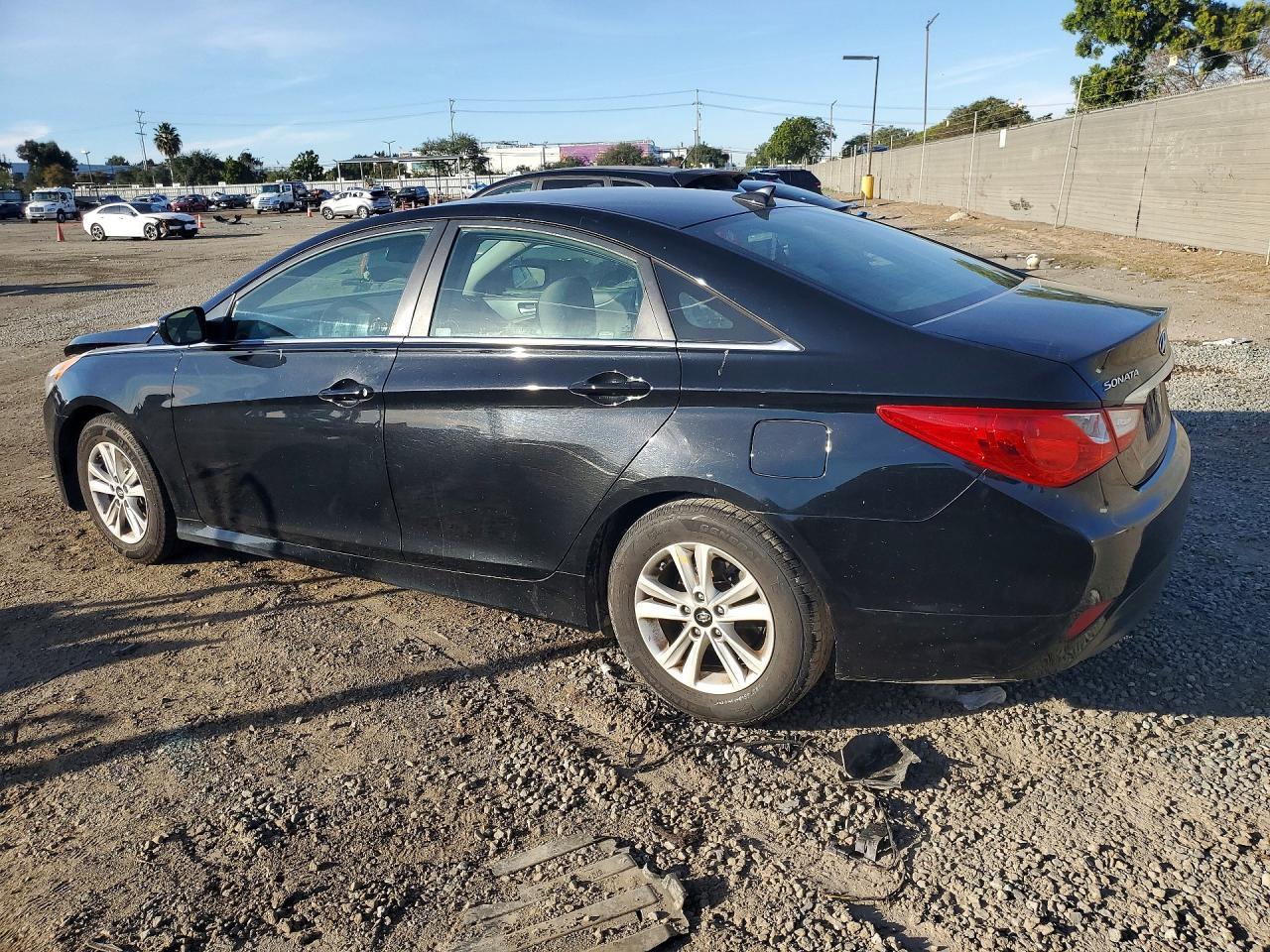 2014 Hyundai Sonata Gls - Фото 2